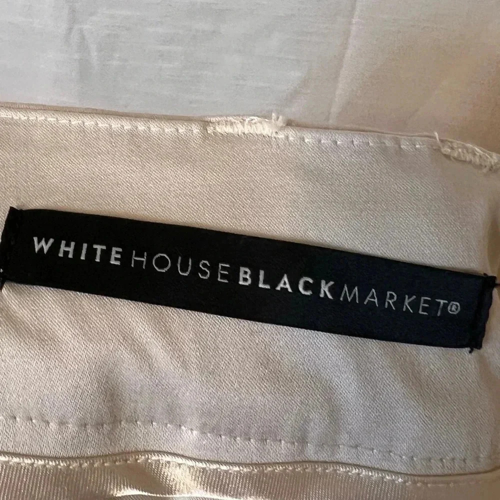 WHITE HOUSE BLACK MARKET High-Rise Pleated Shorts - Picture 6 of 7